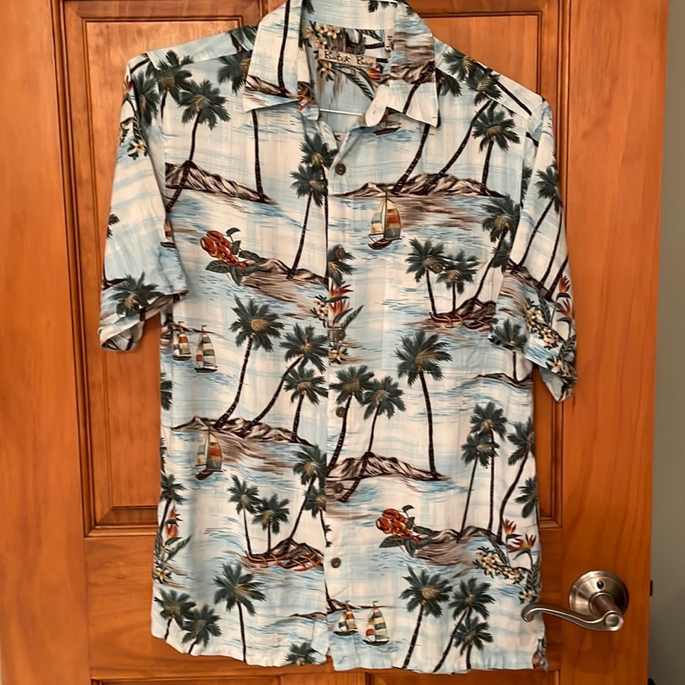 Mens Batak Bay Tropical Button Down Collared Shirt
